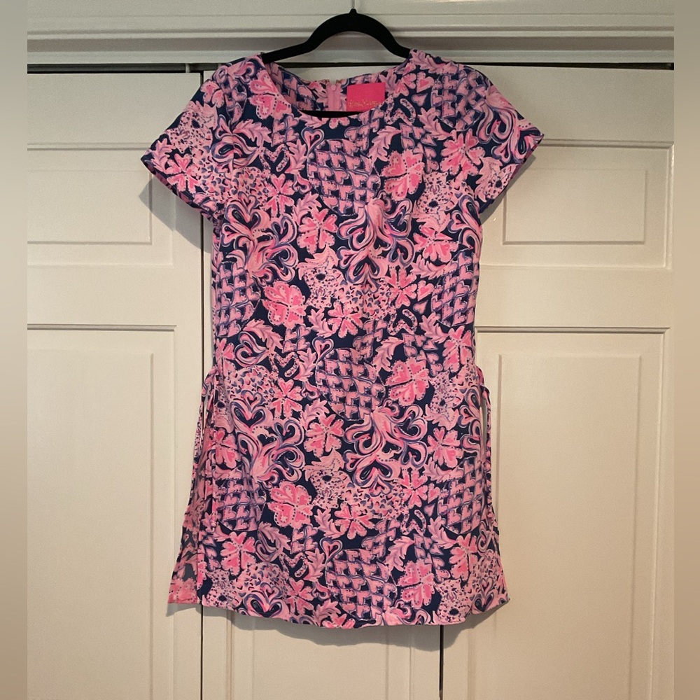 Lilly Pulitzer, size 6, blue and pink